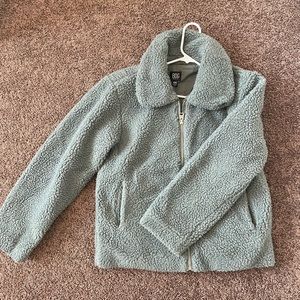 Urban outfitters green/blue Sherpa jacket. Size women’s medium